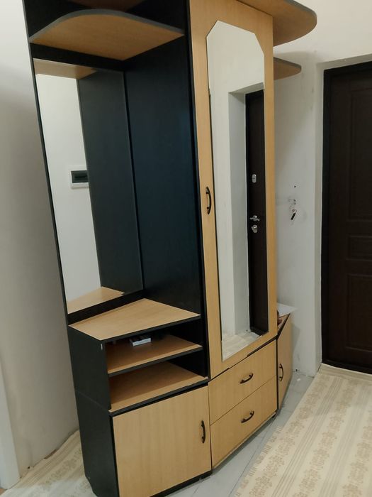 Прихожая продам срочно