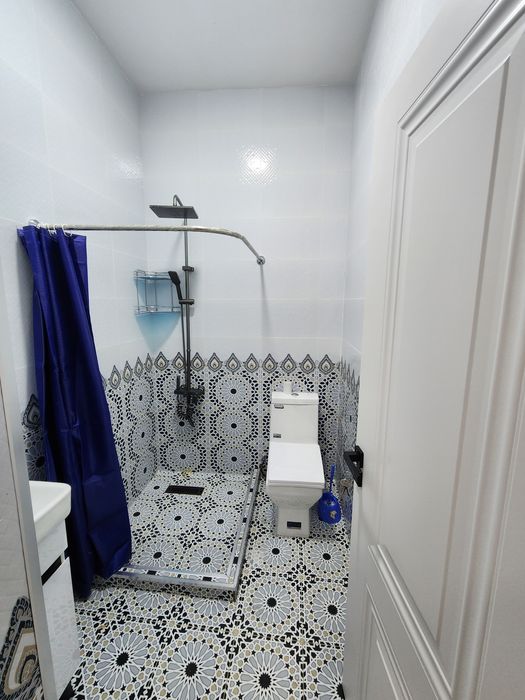 Без маклер! Зангиота зиёратгох ёнида ховли сотилади!