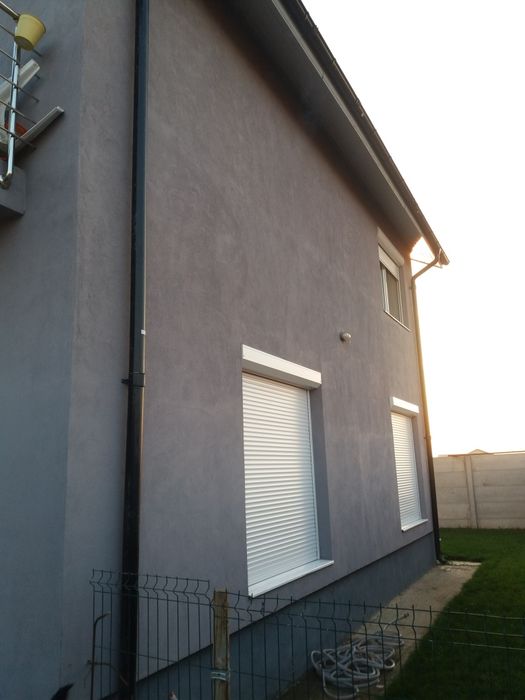 Rulouri   exterioare