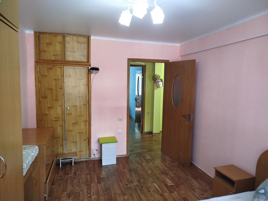 Продаётся двух комнатная квартира