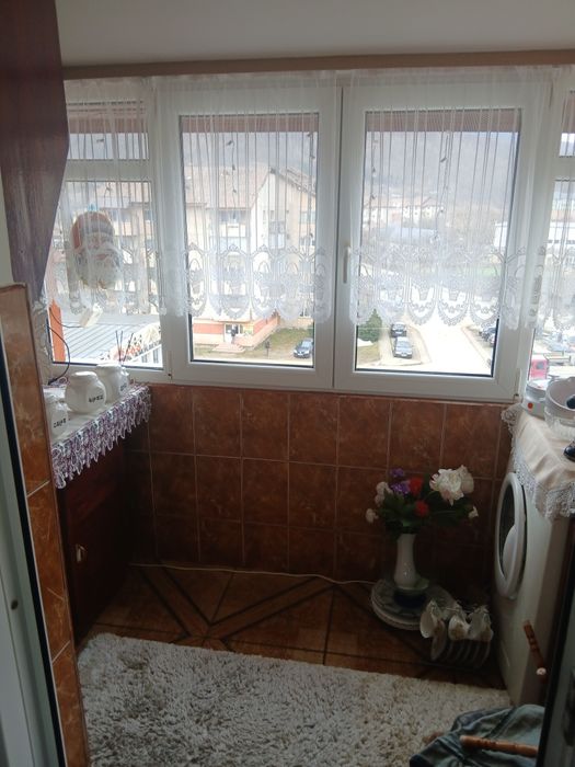 Vand apartament 2 camere