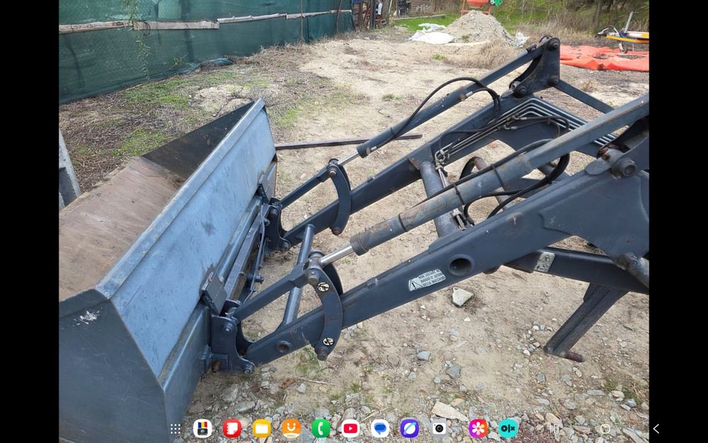 Încărcător frontal tractor fiat cupa și lame stivuitor incarcator