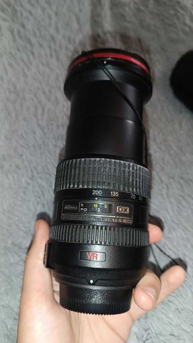 Nikon d7000 вместе с объективом
