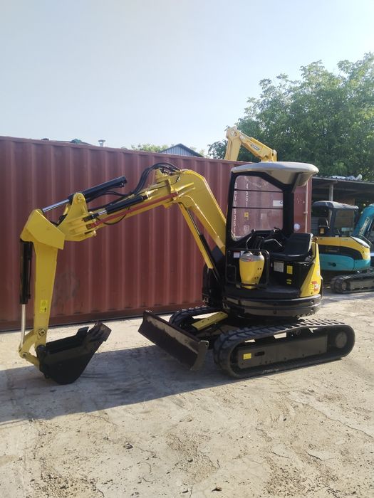 Мини экскаватор Yanmar B3u