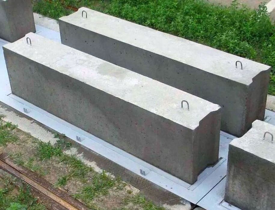 Фундаментный блок