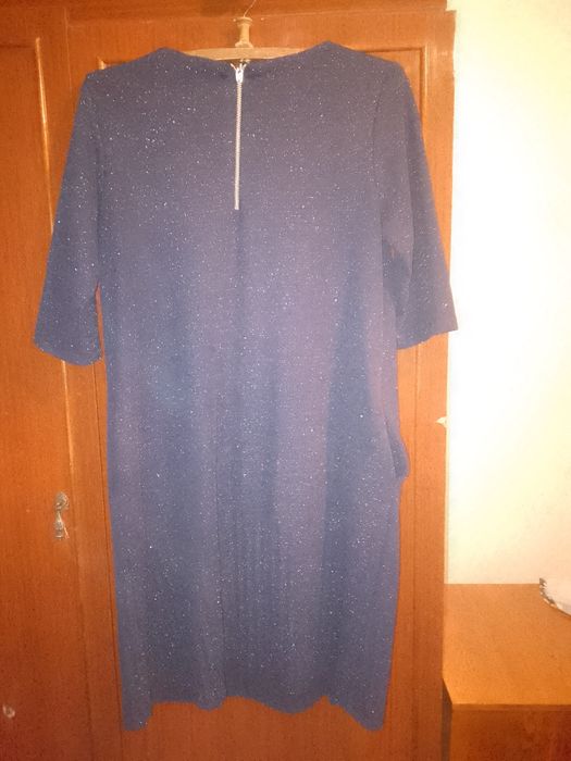 Продам платья разных размеров