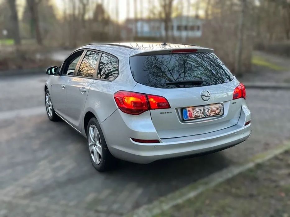 Dezmembrari / Dezmembrez