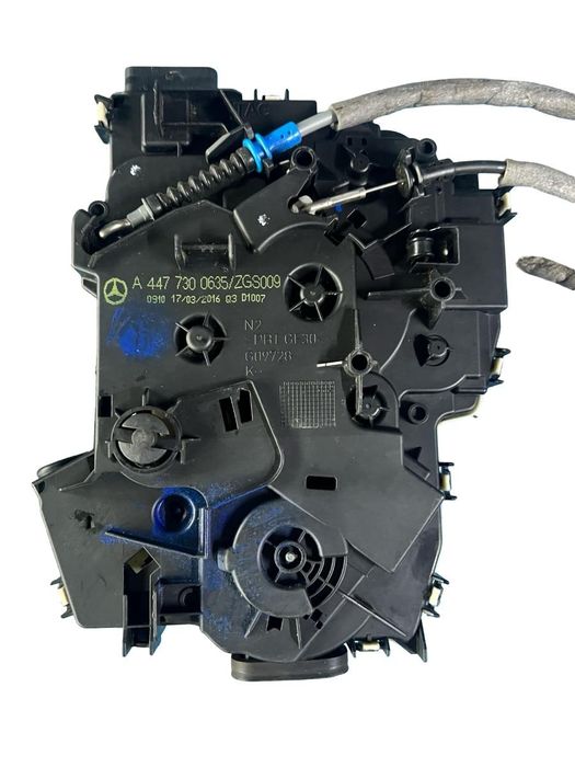 Incuietoare Usa Culisanta Stanga Mercedes-Benz V-Class W447 2014 - > A4477300635
