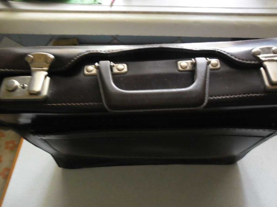 Портфель для Деловых Бумаг , Документов  и Командировок