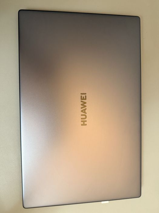 Huawei matebook d15