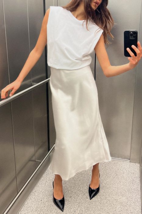 Миди рокля Zara