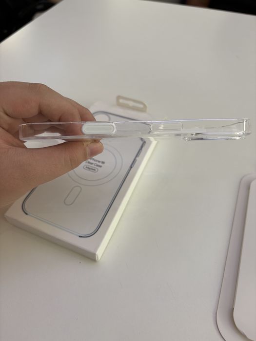 Чехол Iphone 16 magsafe