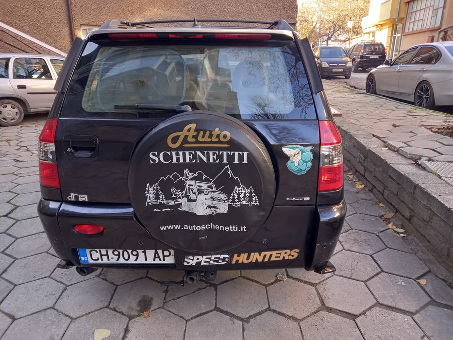 Продавам автомобил DR 5