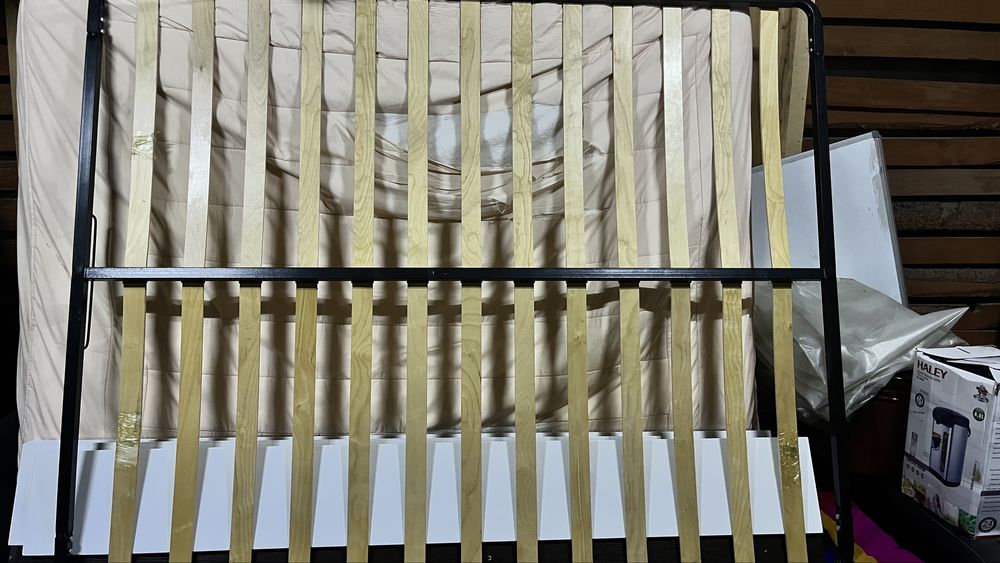 Двухспальный кровать