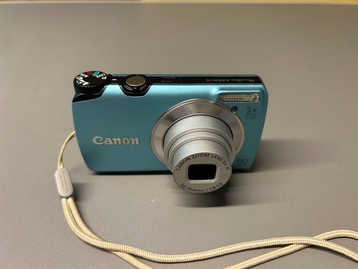Canon PowerShot A3200 IS