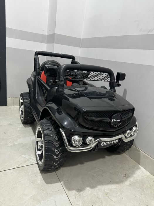 Детская машина идеал холатда