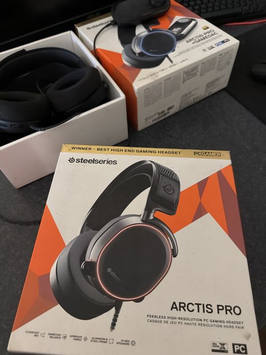 Steelseries Arctis Pro headphones
