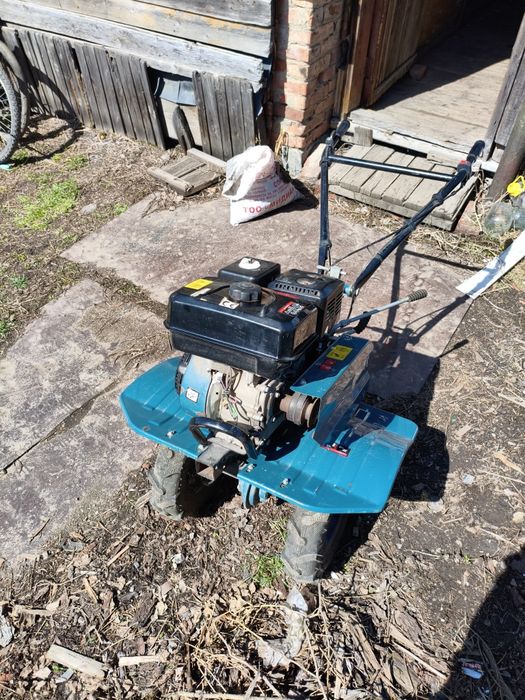 Продам культиватор