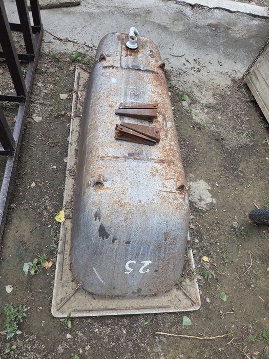 Продам чугунную ванну