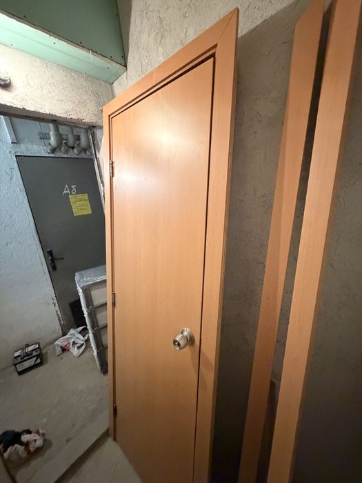 Дървена врата в перфектно състояние