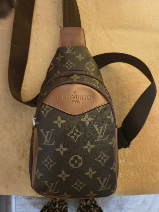 Gentuta barbati Louis Vuitton