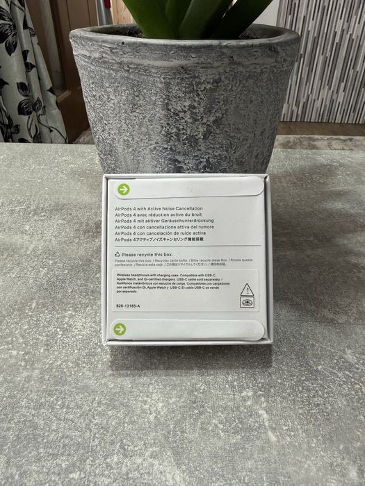 Casti Apple airpods 4 ( ANC)