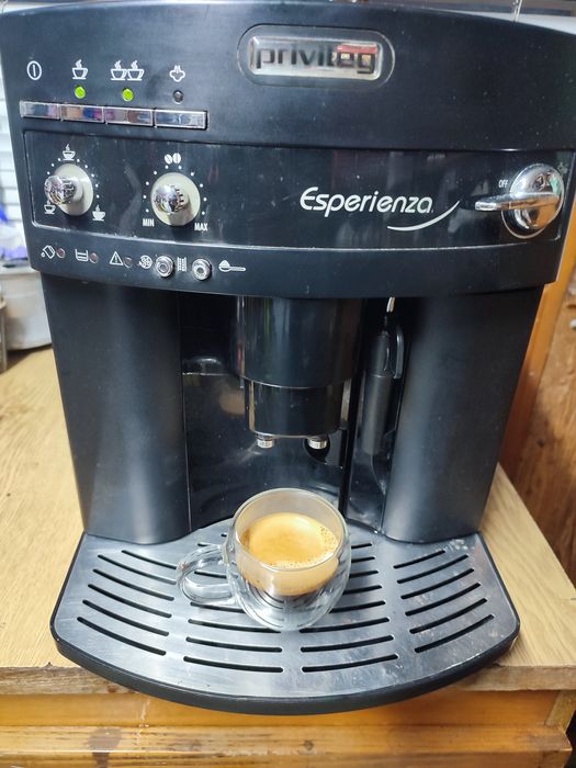 Комплект кафемашина Делонги Кафеавтомат Delonghi