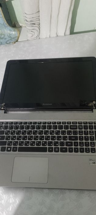 Ноутбук робочий , істеп тұр