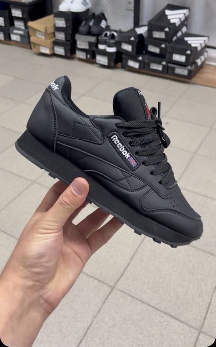 Reebok кроссовки