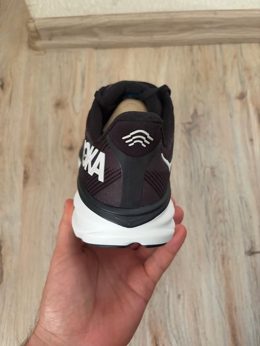 HOKA Clifton 9, 43 Noi