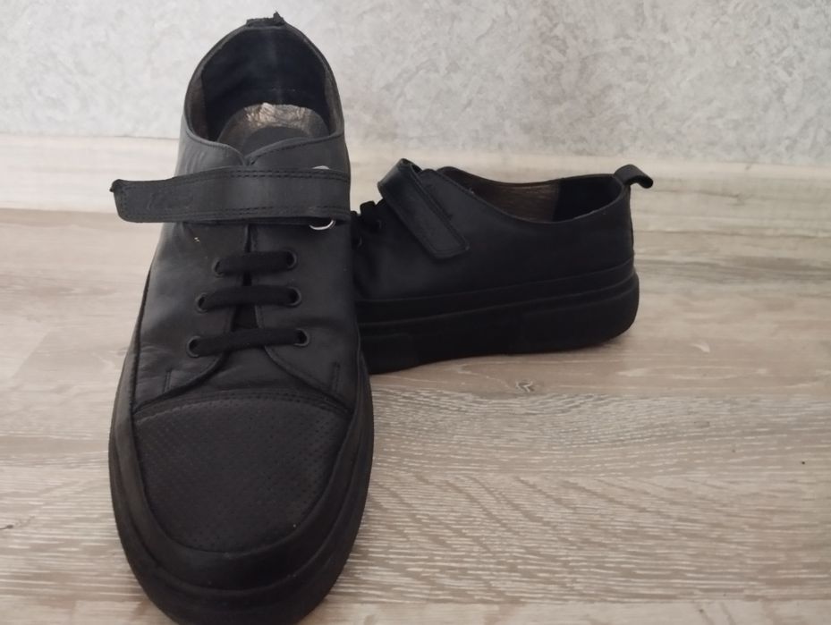 Мужские кожаные туфли