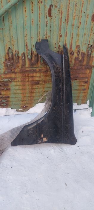 Крыло левое митсубиши Pajero 2