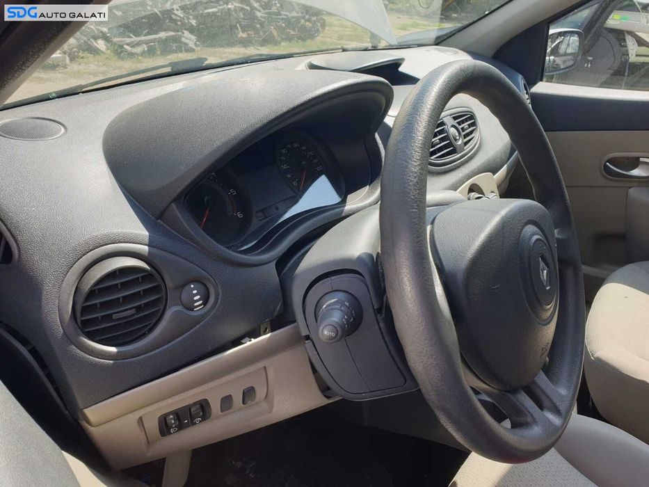 Plansa Bord Goala Dezechipata Renault Clio 3 2005 - 2014 [C3710]