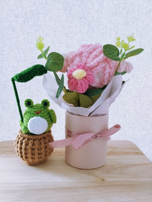 Продам вязаные подарочки