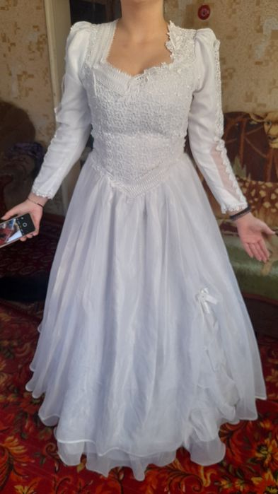 Продам свадебное платье