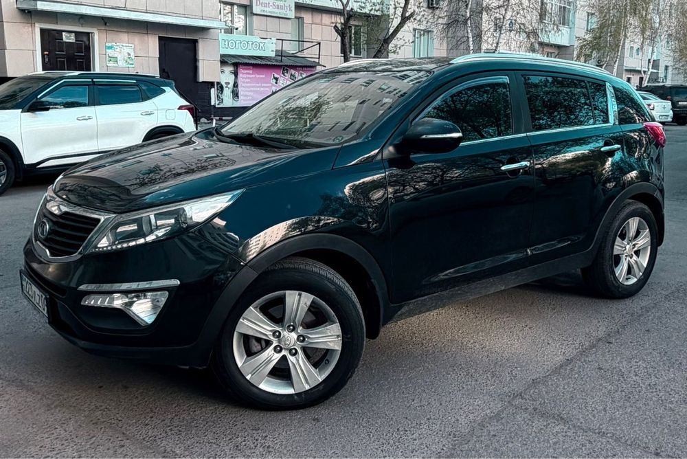 Продам Kia Sportage 2010г