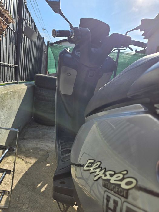 Scuter Peugeot Elyseo HT 50CC