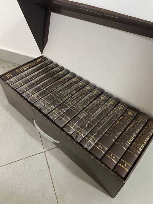 Enciclopedia Universală Britannica (16 volume) – Litera, 2010