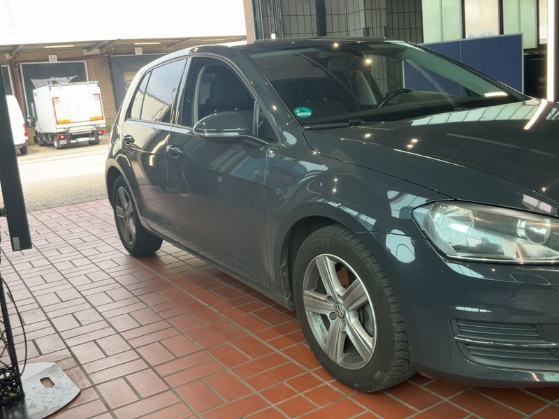 Volkswagen Golf VII 2.0 TDI Comfortline BlueMotion Tech 2013