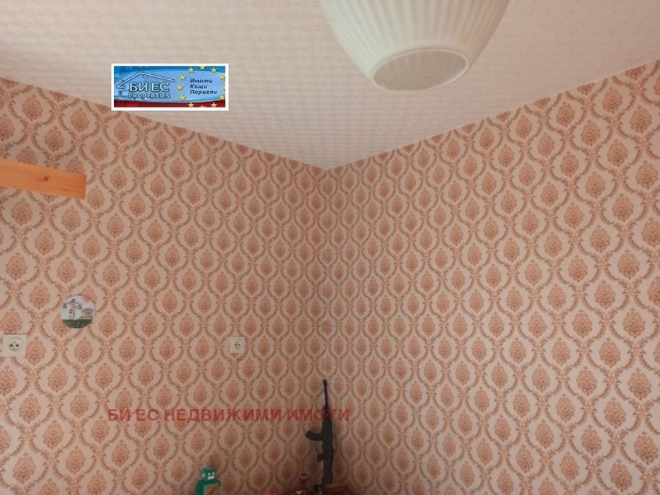 Къща в с. Осиковска Лакавица 108 м²