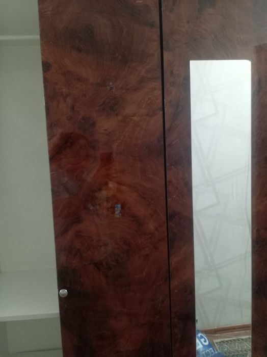 Шкаф шести дверьный