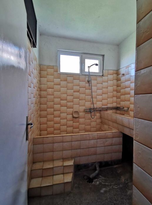 Продава се Тристаен апартамент в Русе, Дружба 3 - 104 кв.м за 932 €/кв.м - Снимка #9