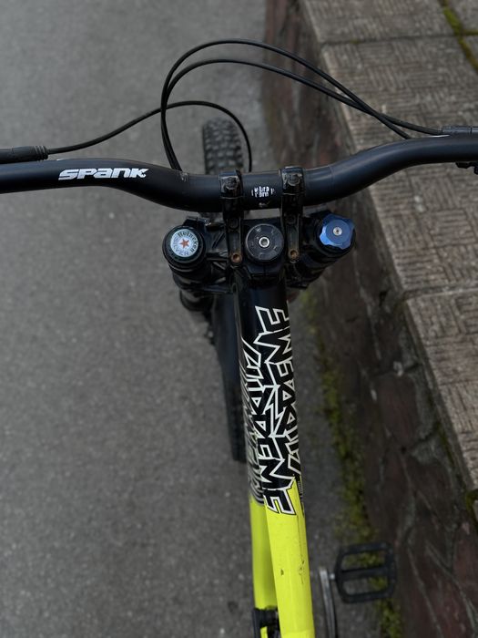 Commencal superme dh V3