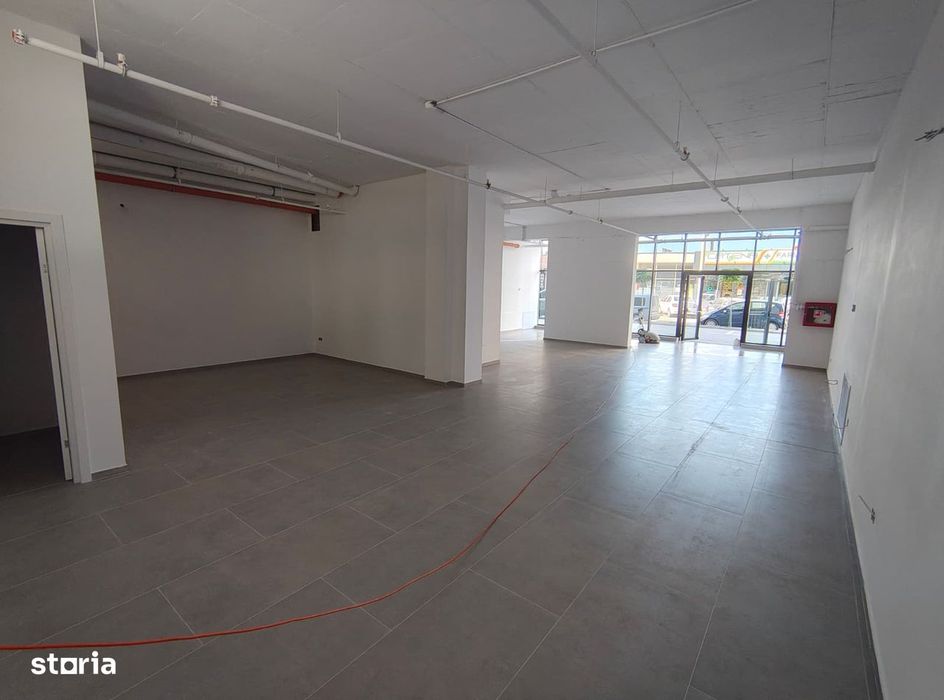 Sp. comercial 138 mp, central, vitrina, vad comercial, parcare, 16e/mp