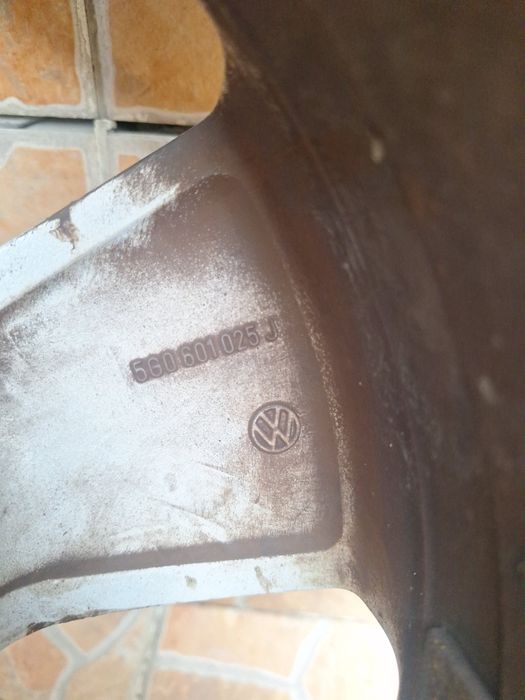 Jante aliaj PERTH originale  VW Golf 205/55R16 anvelope Michelin All S