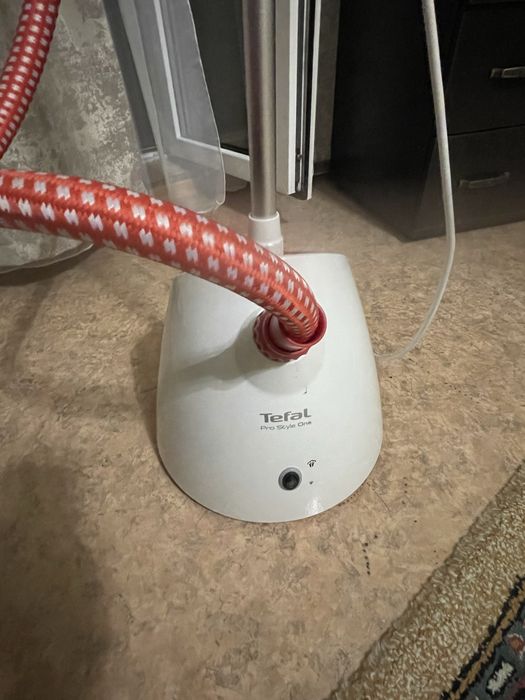 Продаю напольный отпариватель