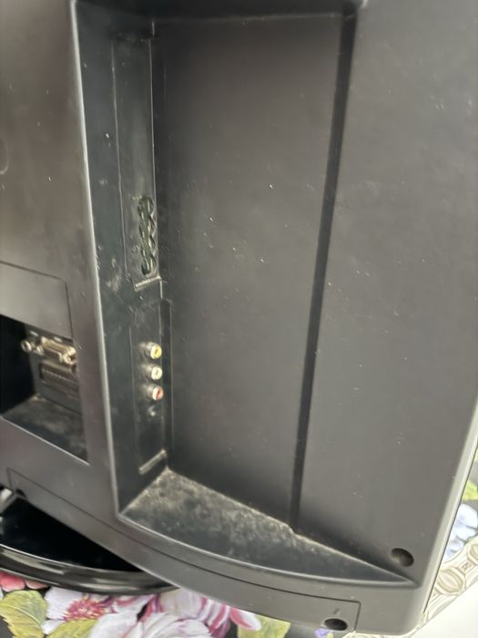 Продам телевизор