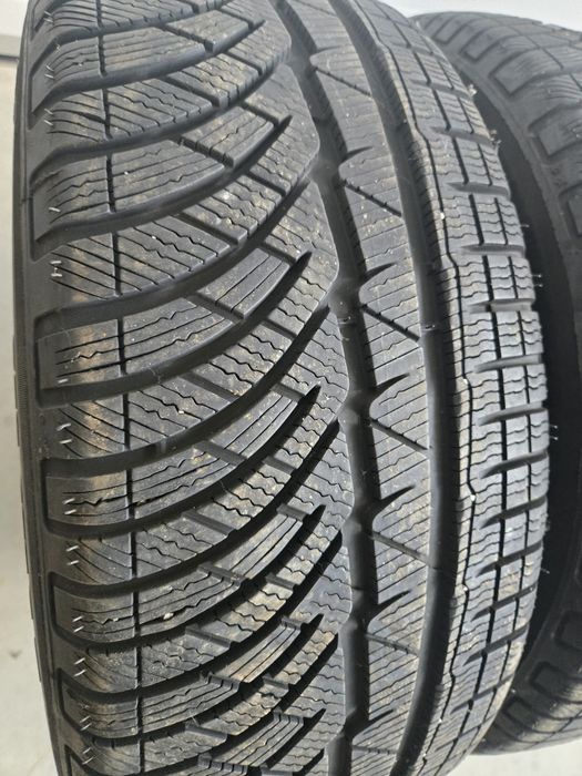 2buc Anvelope iarna 235 55 17 Michelin Pilot Alpin  ca si noi
