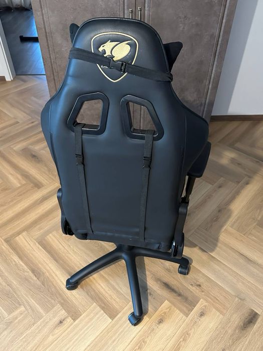 Scaun de gaming Cougar, stare impecabilă (ca nou)