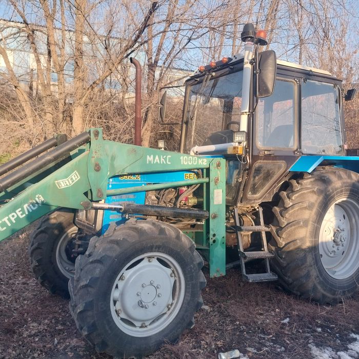 Тракттор 952.2  продам